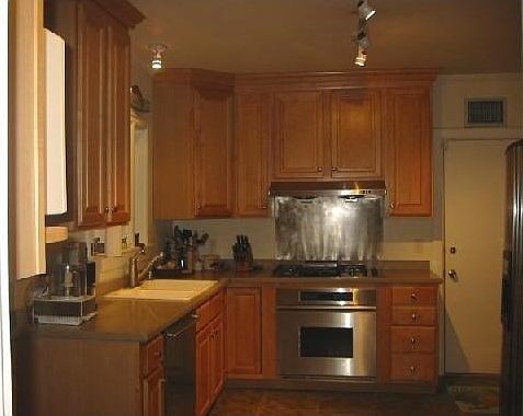 3rd image of 6060 Gen Meyer Ave