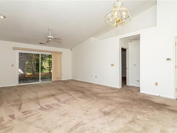 5th image of 1779 Yardley Cir