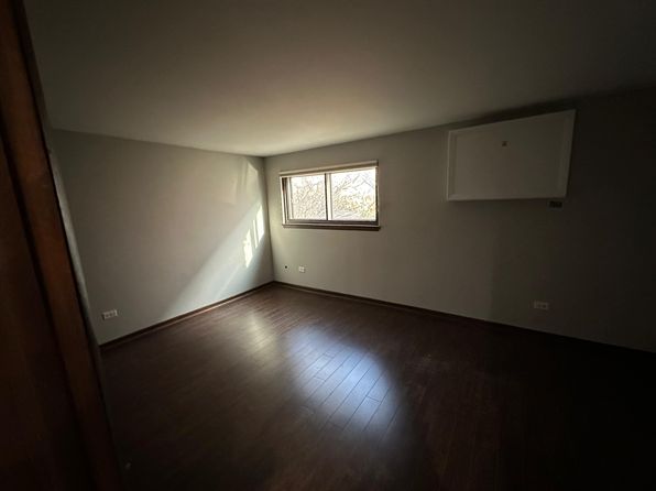 8427 W Bryn Mawr Ave APT 1NE