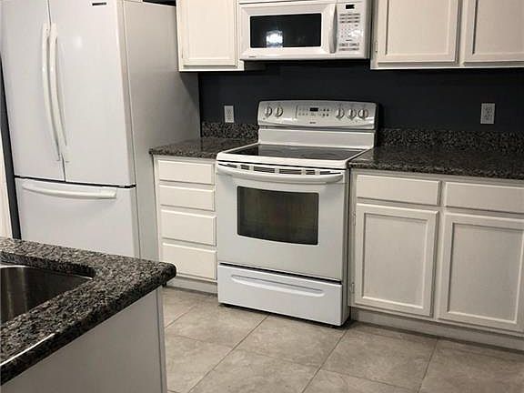 5th image of 3509 Hudson Dr