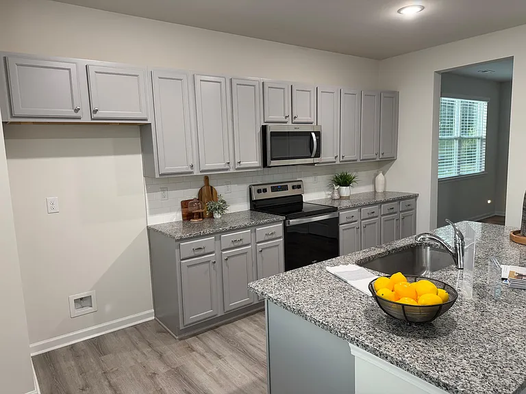 7024 Maple Run Cir — Photo 6