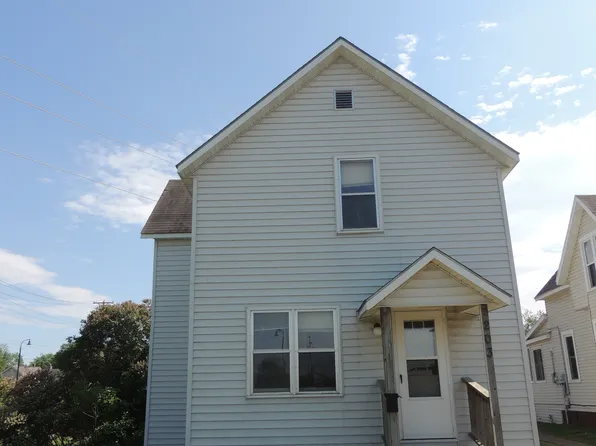 203 Chestnut St, Eau Claire, WI 54703