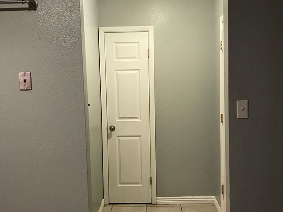 4th image of 716 Brimhall Pl APT 1