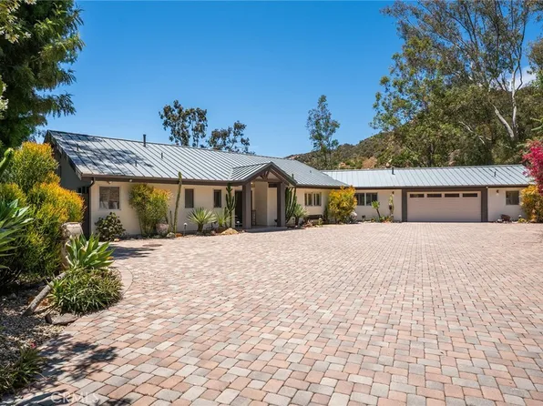 24311 Sylvan Glen Rd, Calabasas, CA 91302