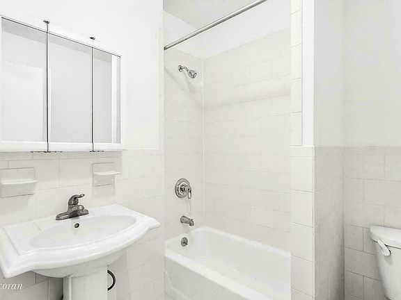 5th image of 148 Sullivan St APT 1R
