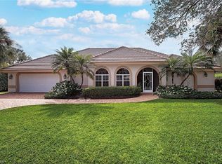 702 Willowwood LN, NAPLES, FL 34108