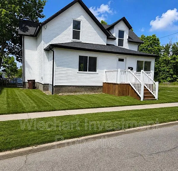 770 Richie Ave — Photo 1