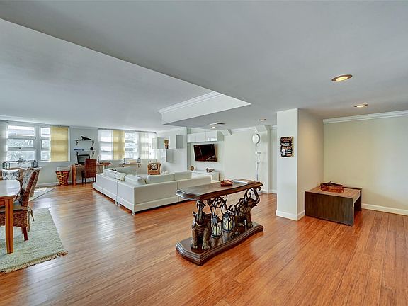 5th image of 525 N Ocean Boulevard #T-2