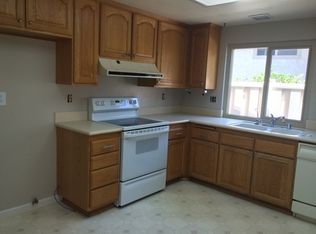 4207 Moonlight Ln, Oceanside, CA 92056