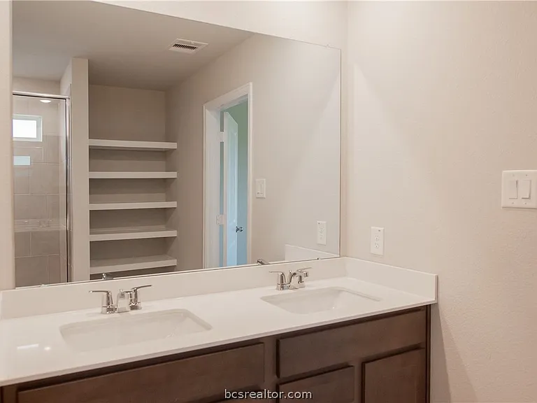 10649 Knox Landing Dr — Photo 15
