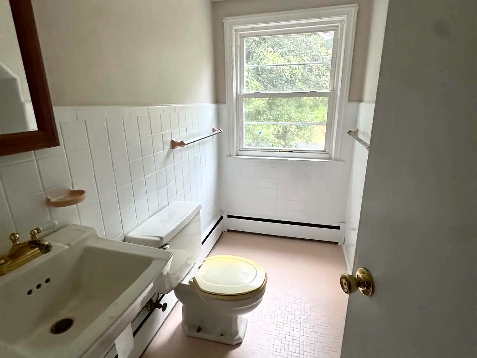 5 bed, 2852 sqft, $2,800 — Photo 4