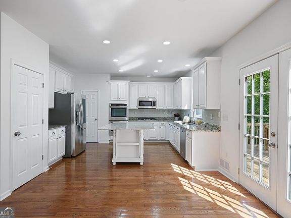3rd image of 5190 Marston Rd