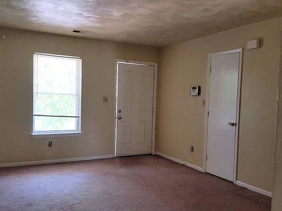 3rd image of 166 W Balview Ave APT D
