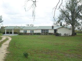 5075 Simsville Rd, Marianna, FL 32448