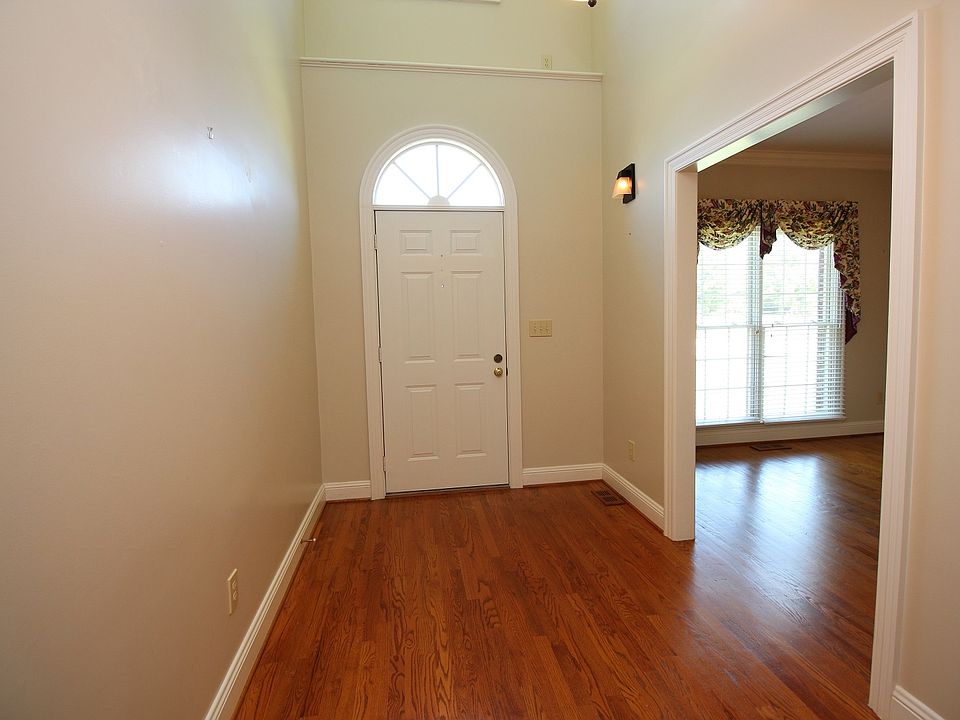 1st image of 3802 Tyler Dr