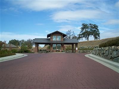 1st image of 668 Bonley Ct