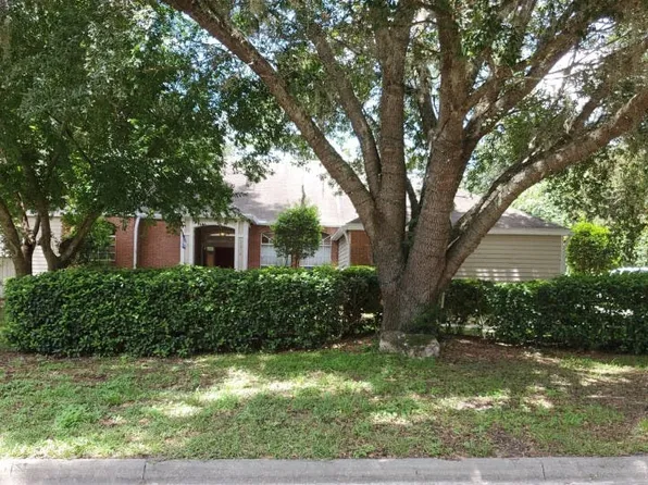 11616 NW 8th Ln, Gainesville, FL 32606