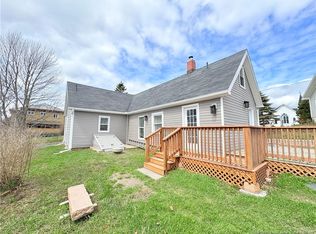16 Clinch St, Saint George, NB E5C3C8