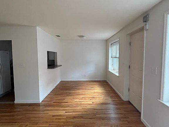 4th image of 3251 Riverdale Ave #2