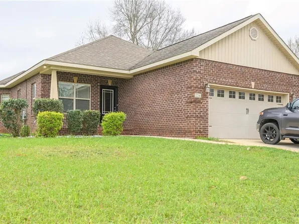 2236 Farrington Loop E, Semmes, AL 36575