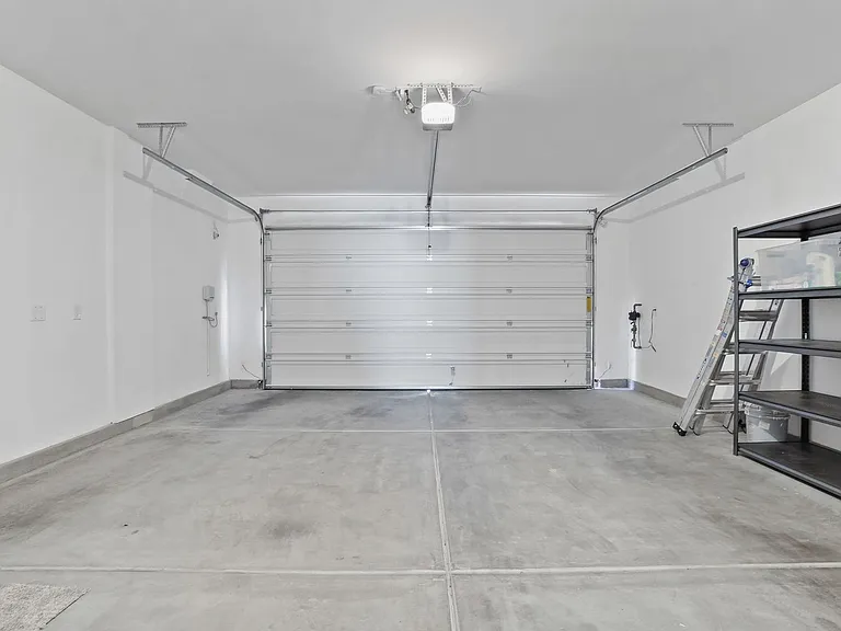 1118 Junipine Ave — Photo 30