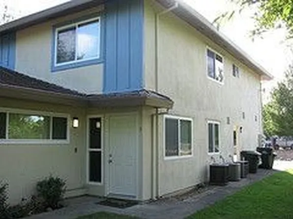 5181 Connecticut Dr APT 3, Sacramento, CA 95841