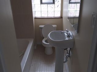 5332 S Monitor Ave, Chicago, IL 60638