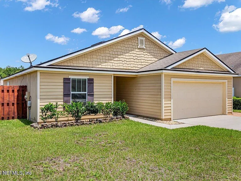 10281 Magnolia Hills Dr — Photo 1