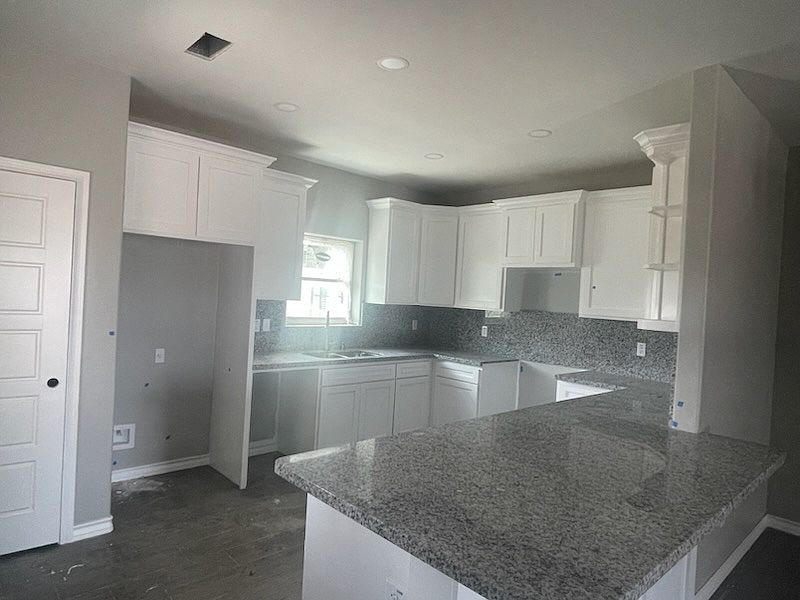 2nd image of 124 Olive St