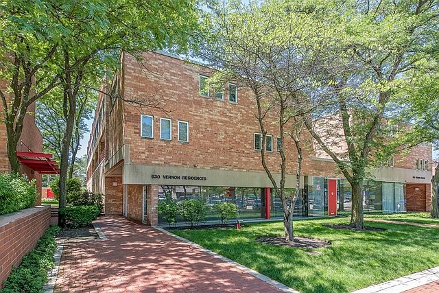 1st image of 630 Vernon Ave APT 9