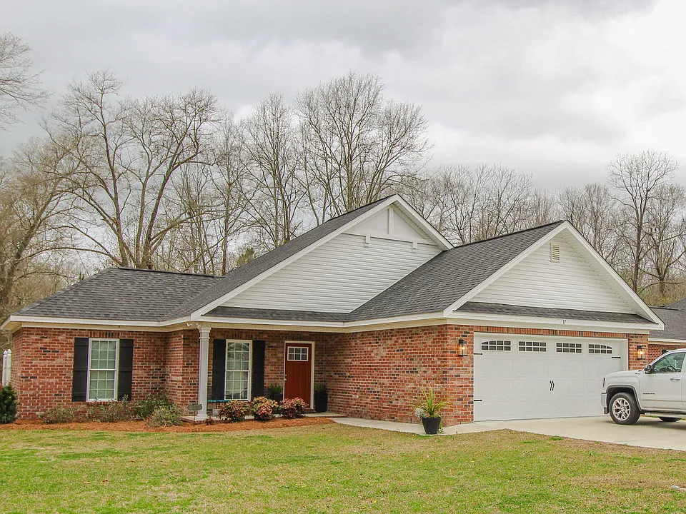 17 Grove Cir