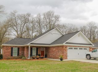 17 Grove Cir, Statesboro, GA 30458