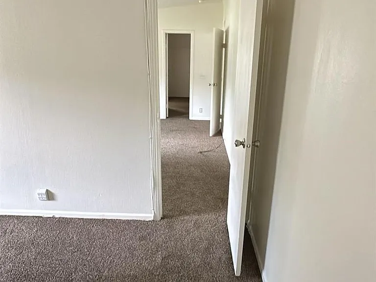 15710 Cypress Garden Dr — Photo 25