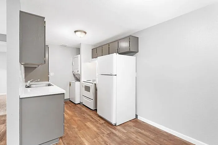 12150 SW Allen Blvd — Photo 10