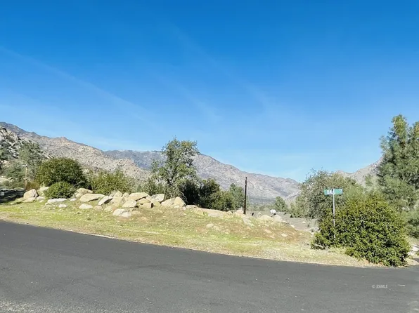 Oak Ct, Kernville, CA 93238