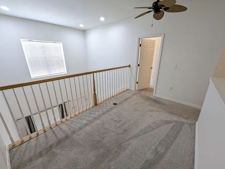 1537 Bentley Cir — Photo 13