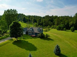332 Pollander Rd, Jeffersonville, VT 05464