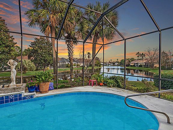 3rd image of 283 Tequesta Dr