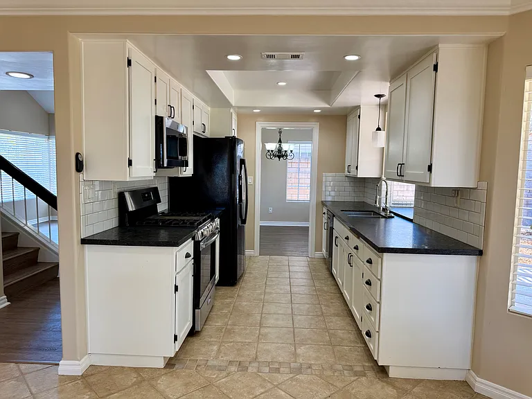 4658 Magens Bay — Photo 10