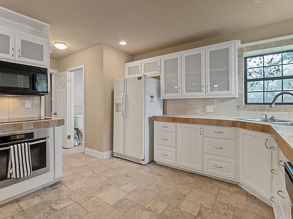 2nd image of 2125 Handley Dr #1D-602354
