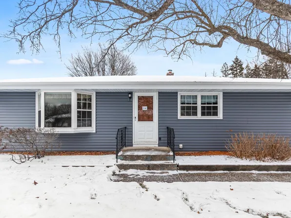 34 Farrell St N, Maplewood, MN 55119