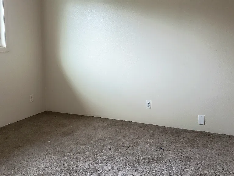 1669 Salishan St SE #1 — Photo 2