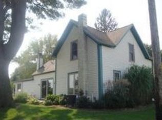 908 W Glendora Rd, Buchanan, MI 49107