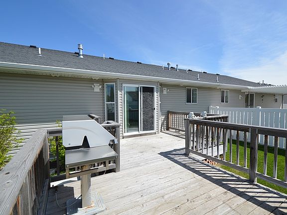3rd image of 2535 Brandon Dr