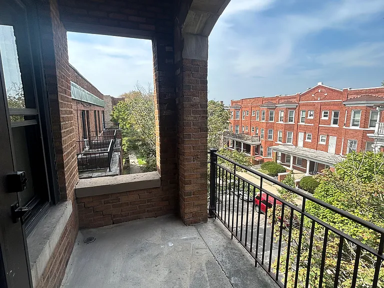 Washington Park Apartments — Photo 10