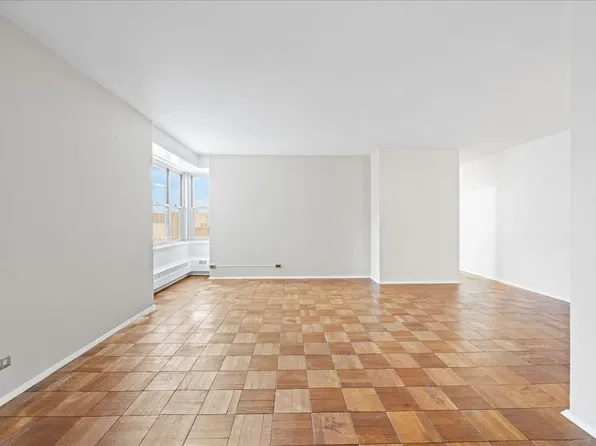 477 Fdr Drive image 8 of 19