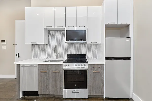 Rented by Douglas Elliman | media 2