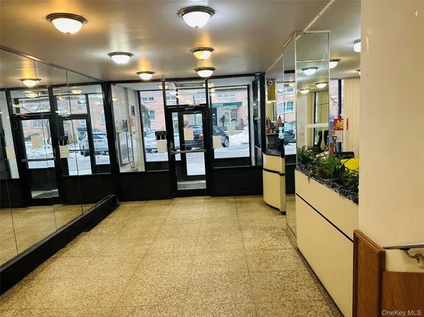 42-55 Colden Street #16 H, Flushing, NY 11355