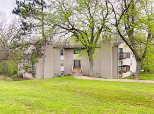 5905 W Ridgecrest Dr #304, Peoria, IL 61615