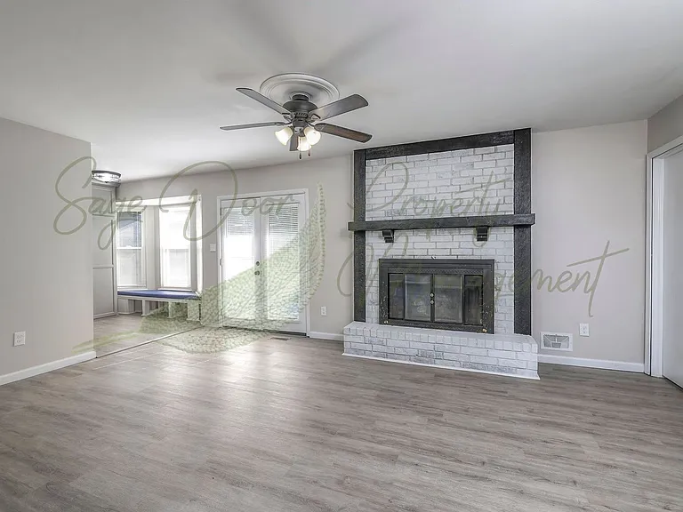 11913 Sycamore Ave — Photo 10
